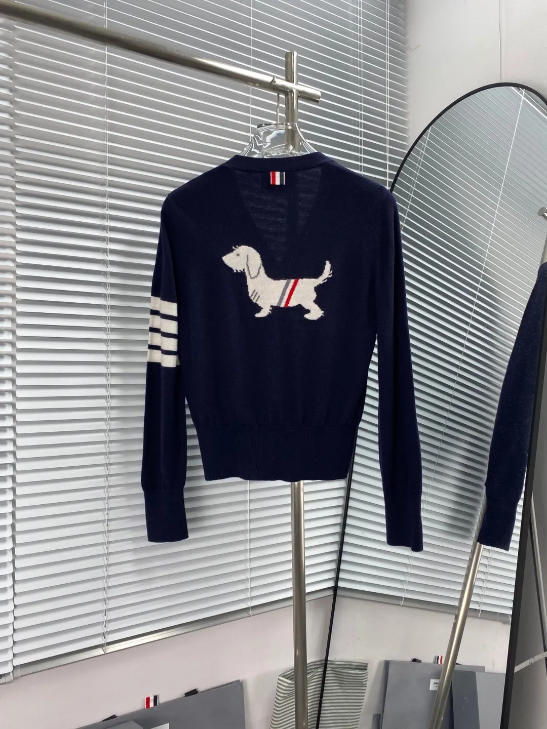 𝐓𝐁 V 𝐃𝐞𝐭𝐚𝐢𝐥 ： ， ！ ， ！Classic ， 10 ， ！ ， ， hin ， ， ， Classic ， ，hin ， ， ， ，Classic ！ Versatile 10 ，Classic Versatile b ， ， ！ jue zui fei ：White Gray Blue Sizes：123
